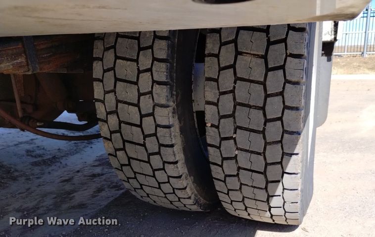 image for item DQ6004 2014 Dodge Ram 5500HD utility / service truck