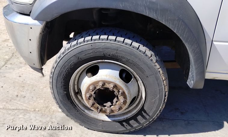 image for item DQ6004 2014 Dodge Ram 5500HD utility / service truck