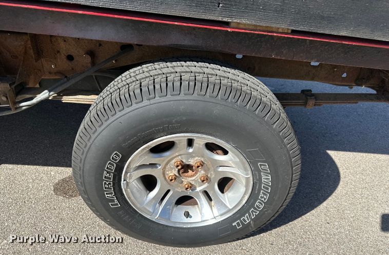 image for item DQ6332 2001 Ford Ranger SuperCab flatbed pickup truck