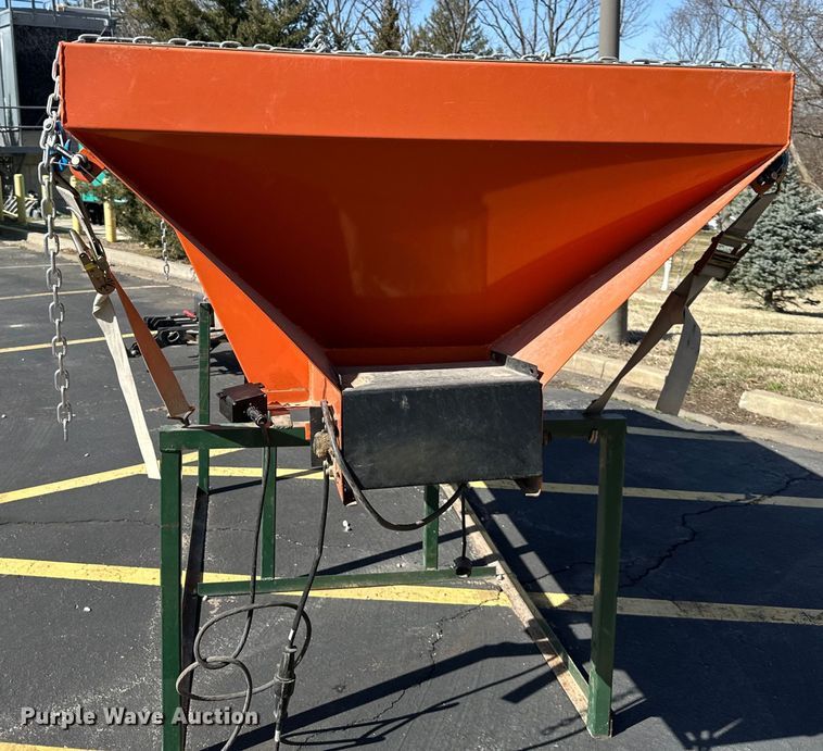 image for item DQ6335 Swenson spreader