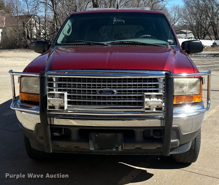 image for item DQ6338 2000 Ford Excursion XLT SUV
