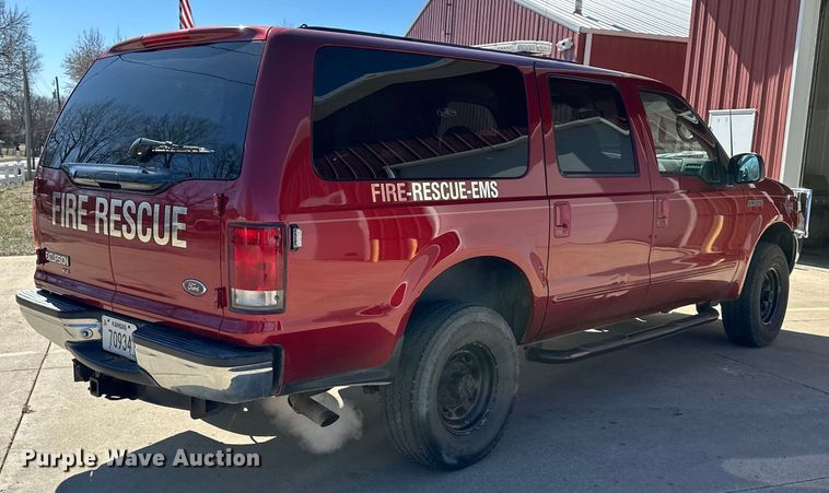 image for item DQ6338 2000 Ford Excursion XLT SUV