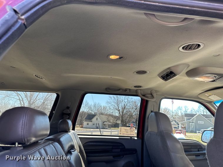 image for item DQ6338 2000 Ford Excursion XLT SUV