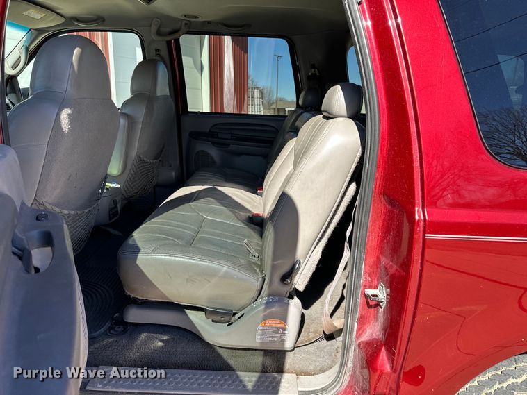 image for item DQ6338 2000 Ford Excursion XLT SUV