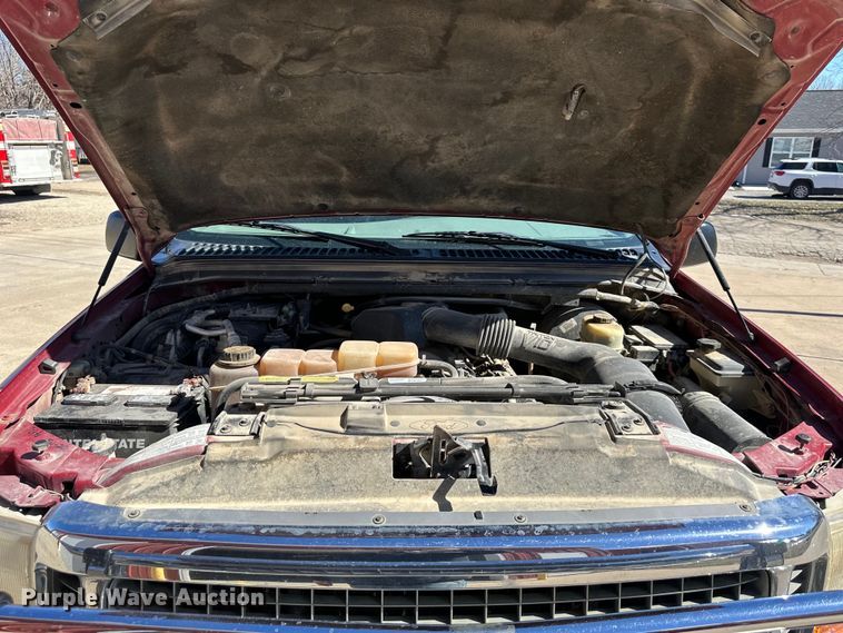 image for item DQ6338 2000 Ford Excursion XLT SUV