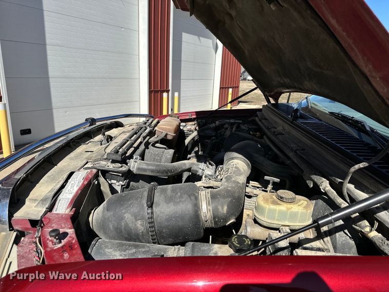 image for item DQ6338 2000 Ford Excursion XLT SUV