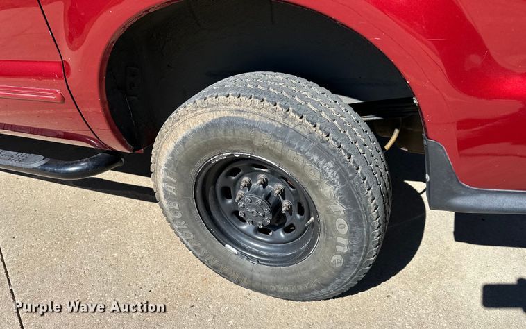 image for item DQ6338 2000 Ford Excursion XLT SUV