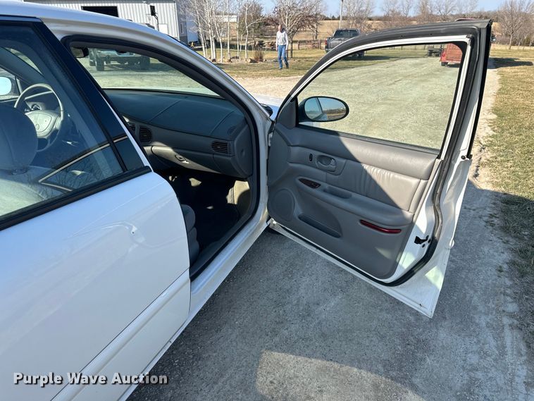 image for item DQ6356 2004 Buick Century 