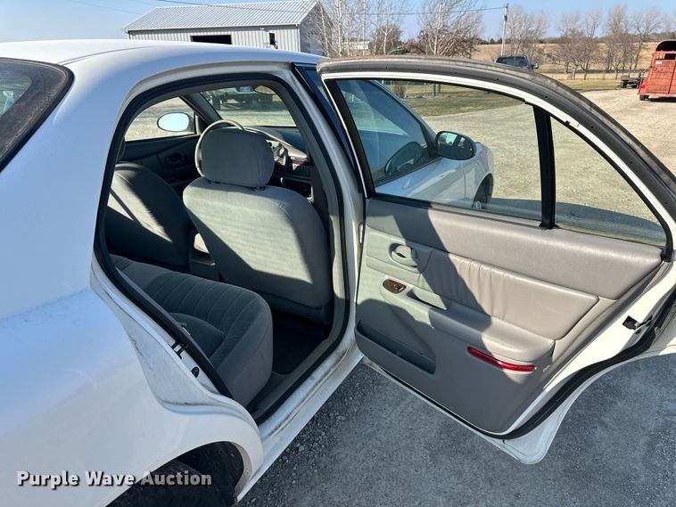 image for item DQ6356 2004 Buick Century 