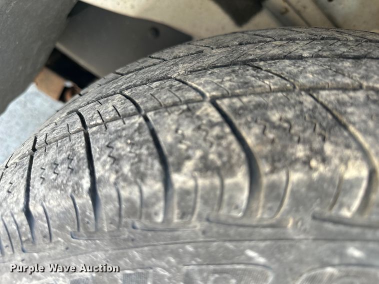 image for item DQ6356 2004 Buick Century 