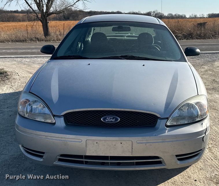 image for item DQ6357 2006 Ford Tarus 