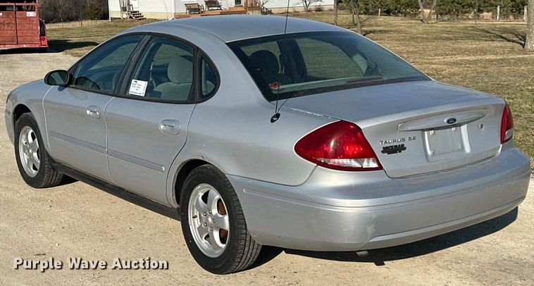 image for item DQ6357 2006 Ford Tarus 