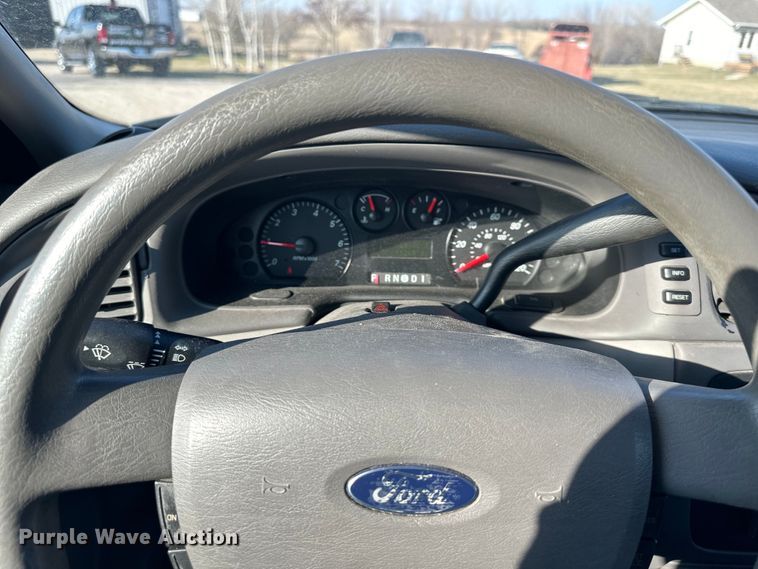 image for item DQ6357 2006 Ford Tarus 