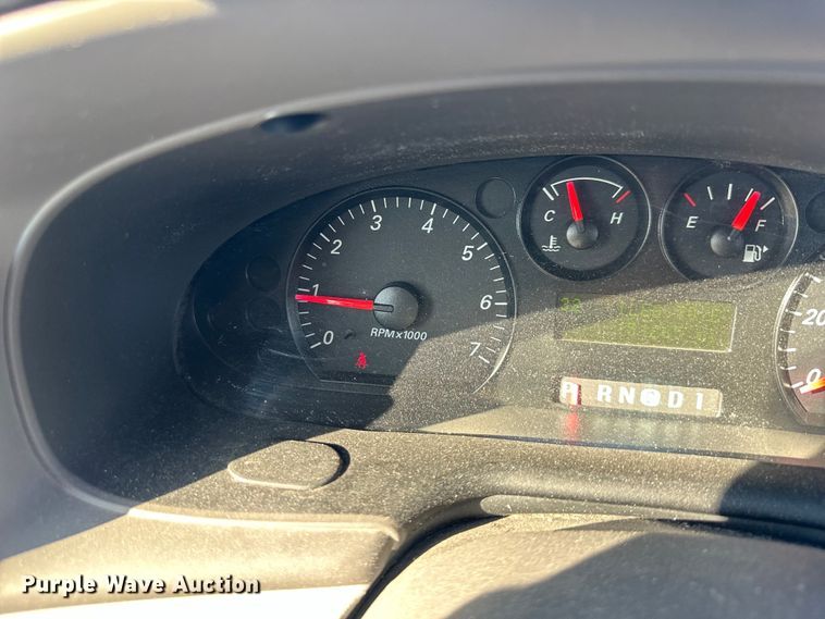 image for item DQ6357 2006 Ford Tarus 