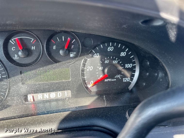 image for item DQ6357 2006 Ford Tarus 