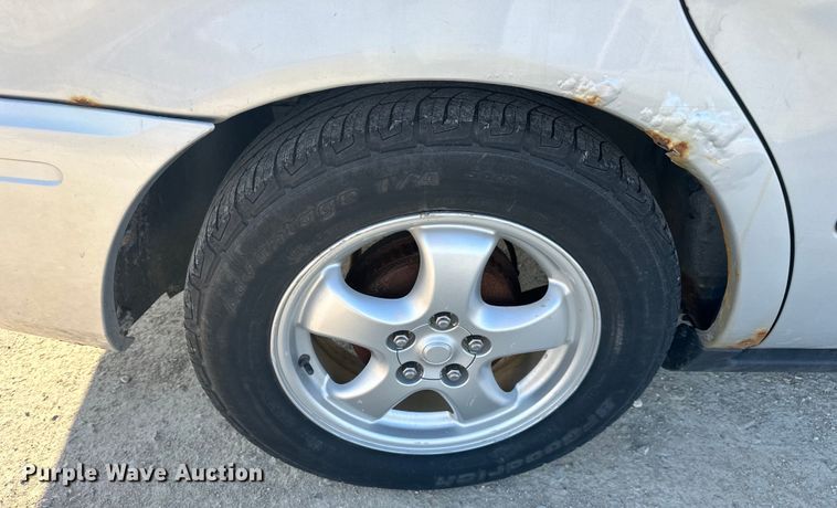 image for item DQ6357 2006 Ford Tarus 