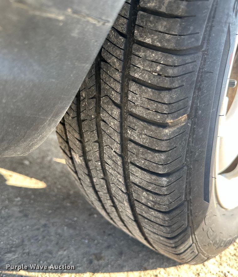 image for item DQ6357 2006 Ford Tarus 