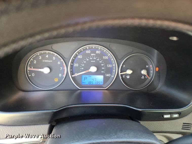 image for item DR5259 2012 Hyundai  Santa Fe SUV