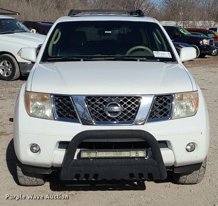 image for item DR5260 2007 Nissan Pathfinder LE SUV