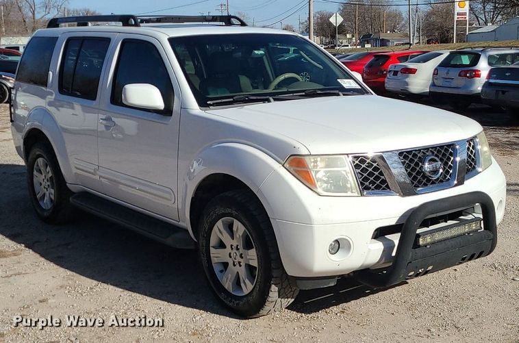 image for item DR5260 2007 Nissan Pathfinder LE SUV