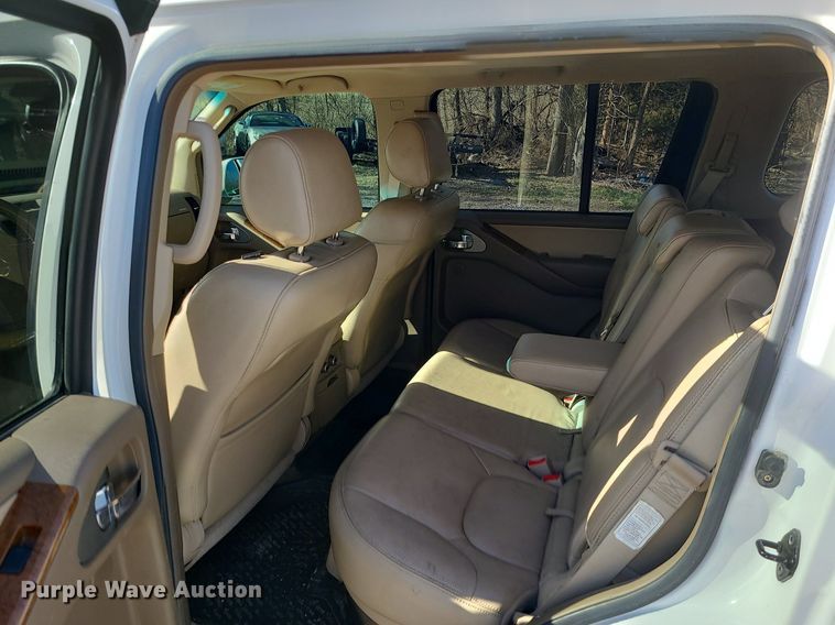 image for item DR5260 2007 Nissan Pathfinder LE SUV