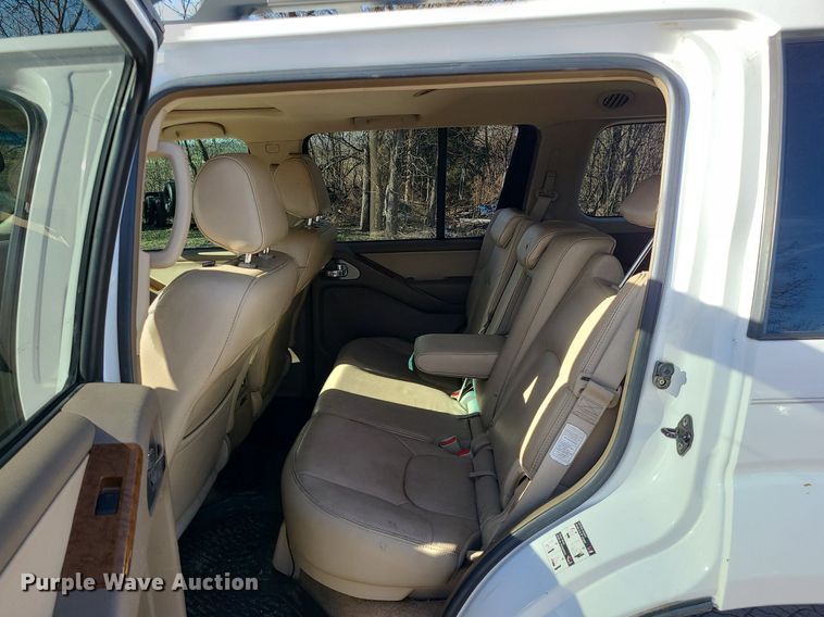 image for item DR5260 2007 Nissan Pathfinder LE SUV