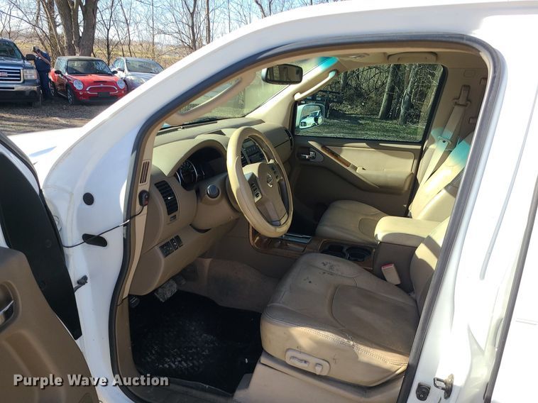 image for item DR5260 2007 Nissan Pathfinder LE SUV