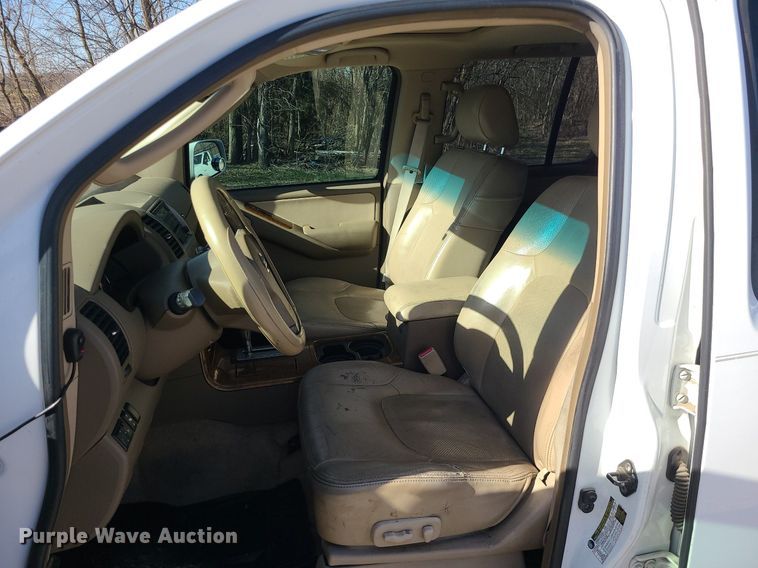 image for item DR5260 2007 Nissan Pathfinder LE SUV