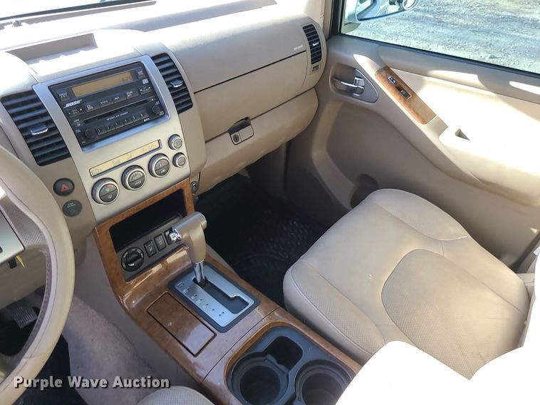 image for item DR5260 2007 Nissan Pathfinder LE SUV