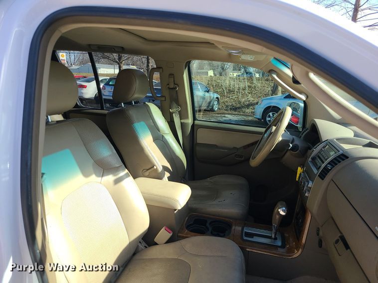 image for item DR5260 2007 Nissan Pathfinder LE SUV