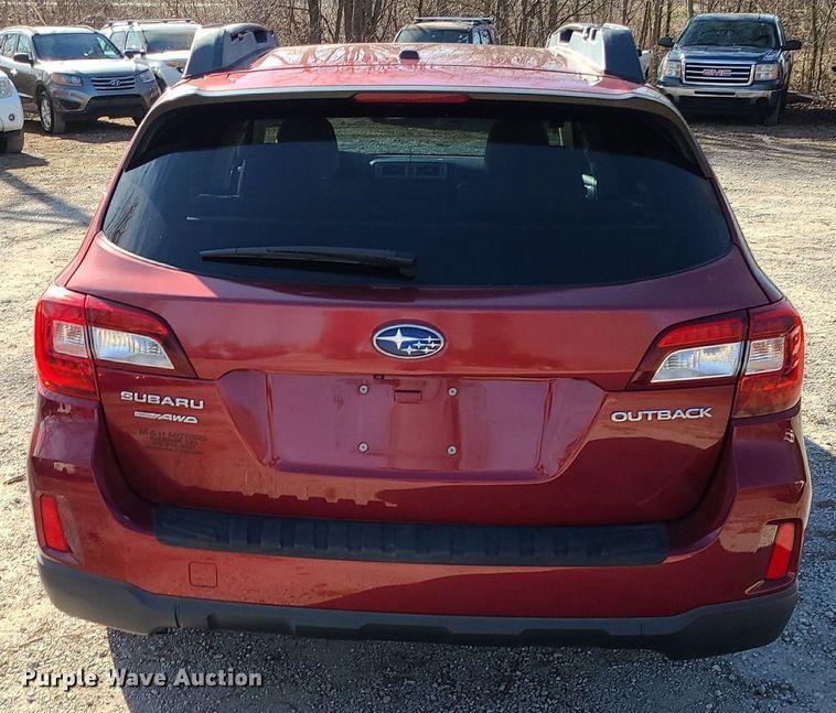 image for item DR5261 2015 Subaru Outback SUV