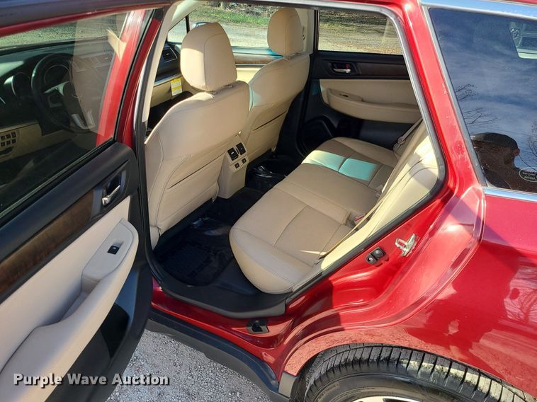 image for item DR5261 2015 Subaru Outback SUV