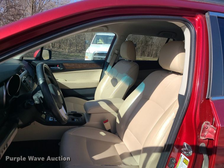 image for item DR5261 2015 Subaru Outback SUV