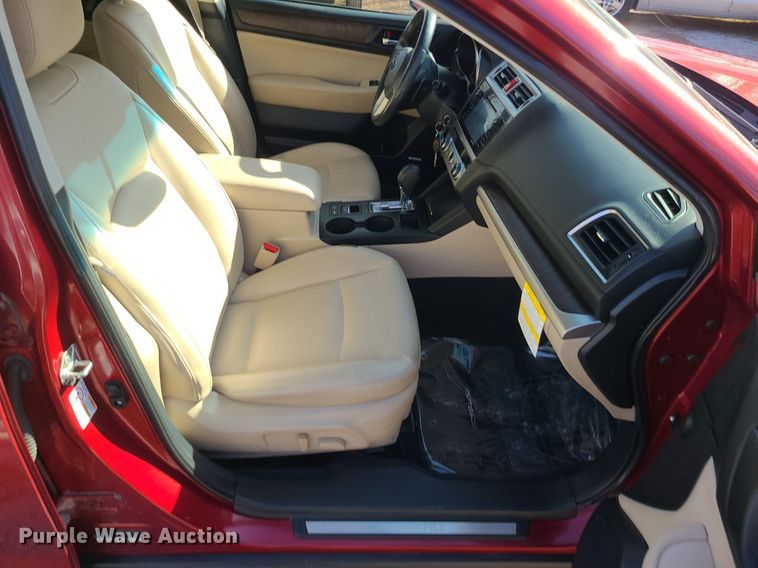 image for item DR5261 2015 Subaru Outback SUV