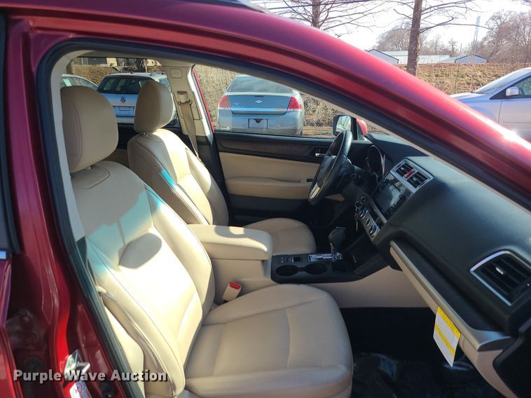 image for item DR5261 2015 Subaru Outback SUV