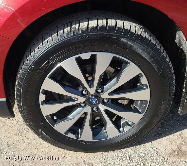 image for item DR5261 2015 Subaru Outback SUV