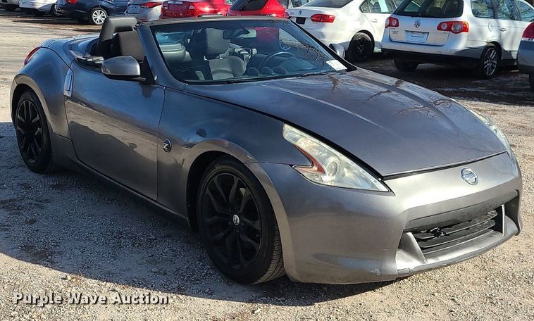 image for item DR5262 2012 Nissan 370Z 