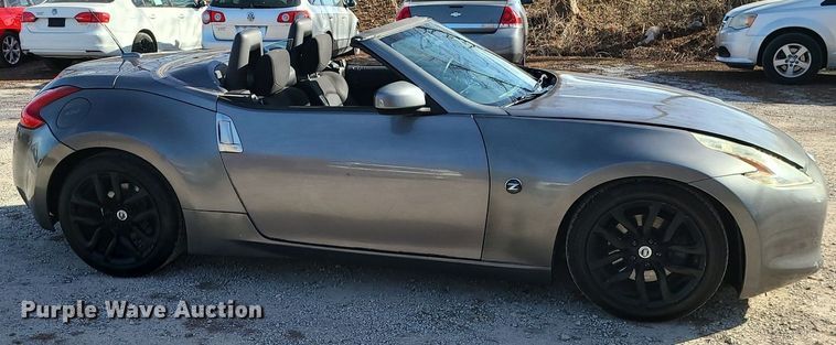 image for item DR5262 2012 Nissan 370Z 