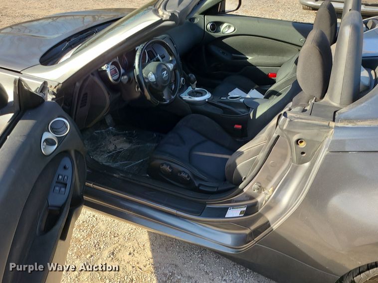 image for item DR5262 2012 Nissan 370Z 