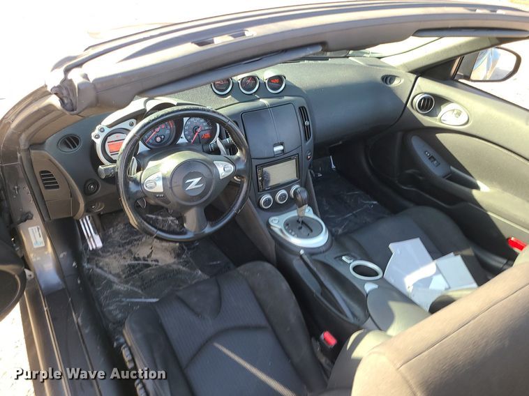 image for item DR5262 2012 Nissan 370Z 