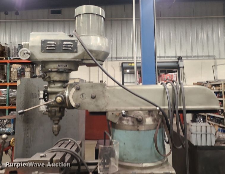 image for item DR5264 1985 Enco  4VS milling machine