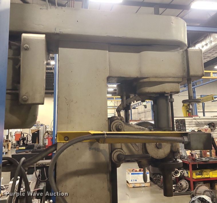 image for item DR5265 Leland Clifford milling machine