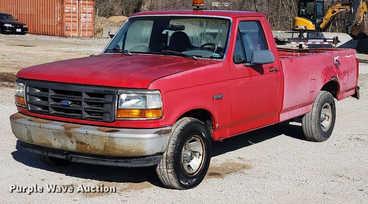 image for item DR7880 1996 Ford  F150 pickup truck