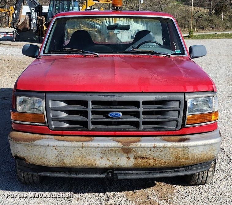 image for item DR7880 1996 Ford  F150 pickup truck