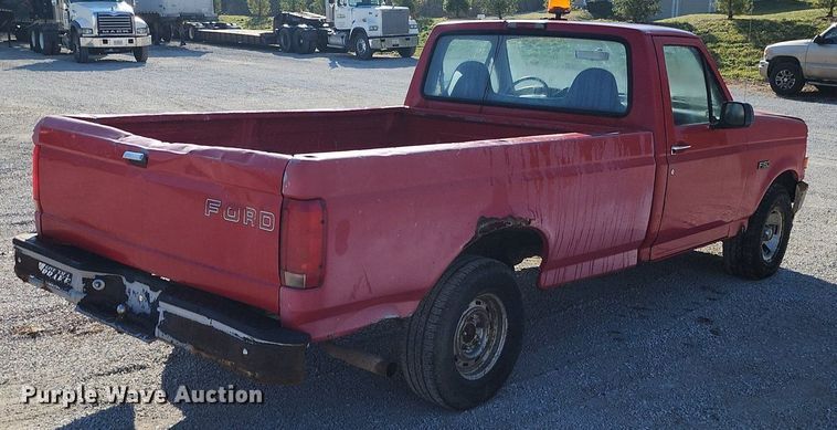 image for item DR7880 1996 Ford  F150 pickup truck