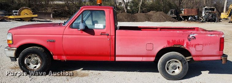 image for item DR7880 1996 Ford  F150 pickup truck