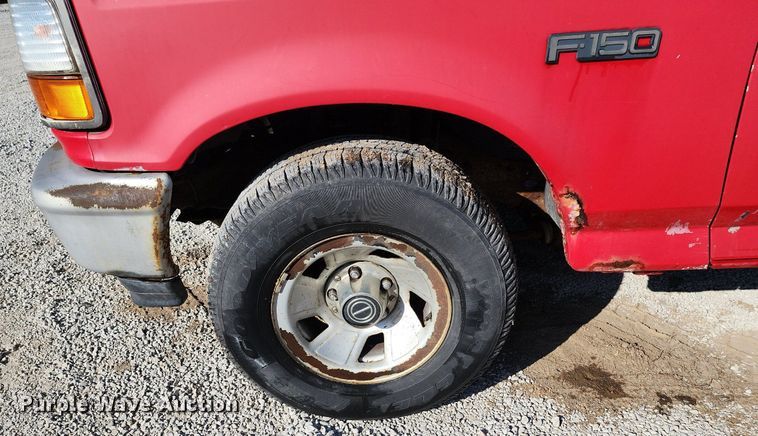 image for item DR7880 1996 Ford  F150 pickup truck