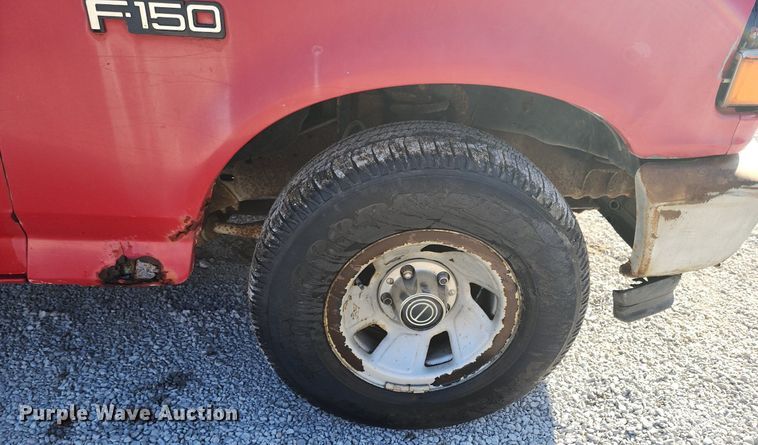 image for item DR7880 1996 Ford  F150 pickup truck