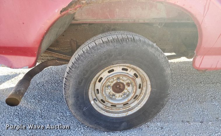 image for item DR7880 1996 Ford  F150 pickup truck