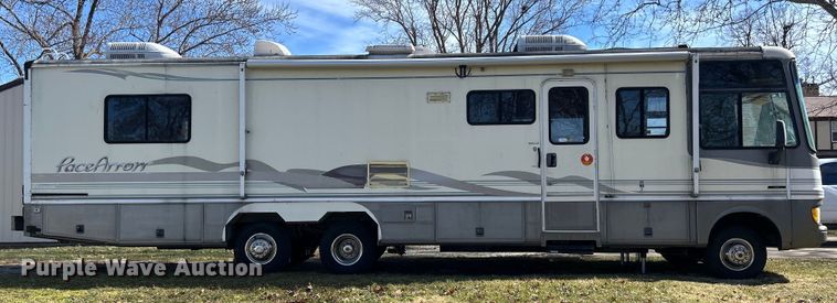 image for item DS0830 1998 Fleetwood  Pace Arrow RV